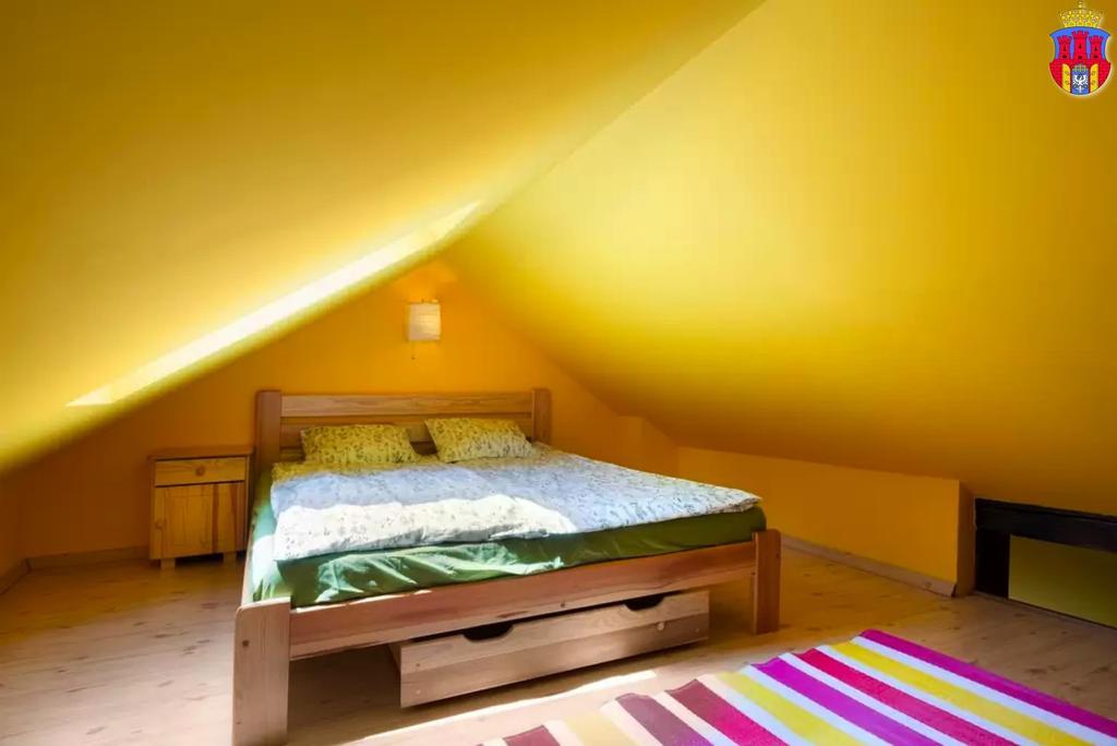 Live Like Locals: Market Square X Jewish District Krakow Room photo